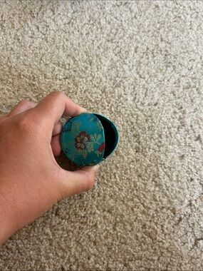 Teal Floral Triangular Jewelry Box